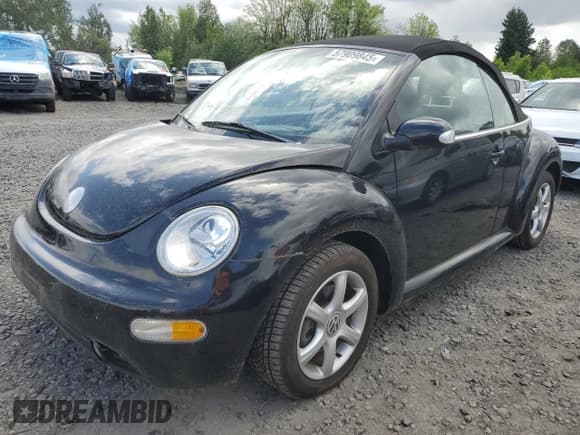 ✅ 2005 Volkswagen Beetle GLS • VIN: 3VWCD31Y45M365905 • Lot: 57909845. Listed on Copart with 139,400 mi. Free auction sales archive from the USA and detailed vehicle history report at DreamBid. Image 1.