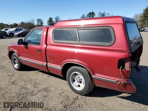 ✅ 1995 Chevrolet S-10 • VIN: 1GCCS1443S8265381 • Лот: 79686004. Опубликован ранее на Copart с пробегом 127 462 миль. Бесплатный доступ к архиву аукционных продаж из США и подробный отчёт об истории автомобиля на DreamBid. Изображение 2.