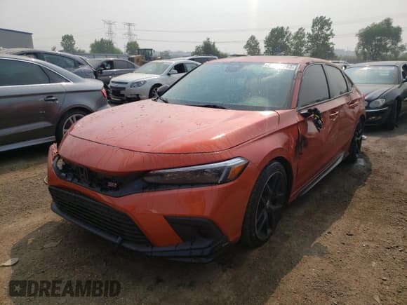 ✅ 2022 Honda Civic Si • VIN: 2HGFE1E5XNH473673 • Lot: 57819543. Listed on Copart with 17,835 mi. Free auction sales archive from the USA and detailed vehicle history report at DreamBid. Image 1.