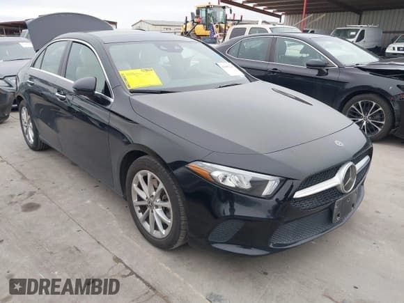 ✅ 2020 Mercedes-Benz A 220 • VIN: W1K3G4FB8LJ215333 • Лот: 41401235. Опубликован ранее на IAAI с пробегом 68 340 миль. Бесплатный доступ к архиву аукционных продаж из США и подробный отчёт об истории автомобиля на DreamBid. Изображение 1.