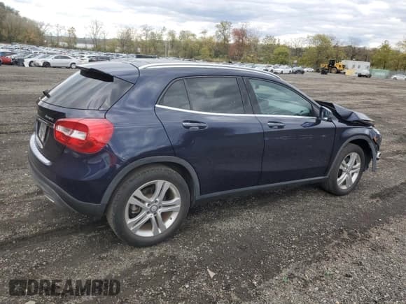 ✅ 2017 Mercedes-Benz GLA 250 • VIN: WDCTG4GB2HJ349121 • Lot: 87368655. Wystawiony na Copart z przebiegiem 10 833 mil. Bezpłatny archiwum sprzedaży aukcyjnych z USA i szczegółowy raport historii pojazdu na DreamBid. Zdjęcie 3.