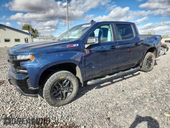 ✅ 2019 Chevrolet Silverado 1500 LT Trail Boss • VIN: 1GCPYFED2KZ400422 • Lot: 89499205. Wystawiony na Copart z przebiegiem 62 336 mil. Bezpłatny archiwum sprzedaży aukcyjnych z USA i szczegółowy raport historii pojazdu na DreamBid. Zdjęcie 1.