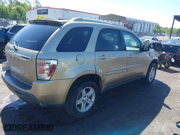 ✅ 2005 Chevrolet Equinox LT • VIN: 2CNDL73F356183230 • Лот: 42044110. Опубликован ранее на IAAI с пробегом 220 075 миль. Бесплатный доступ к архиву аукционных продаж из США и подробный отчёт об истории автомобиля на DreamBid. Изображение 4.