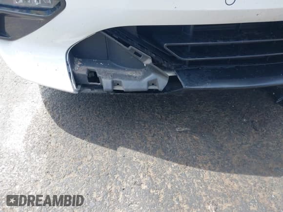 ✅ 2021 BMW 2 Series 228i xDrive • VIN: WBA73AK09M7H05711 • Lot: 42196896. Listed on IAAI with 33,062 mi. Free auction sales archive from the USA and detailed vehicle history report at DreamBid. Image 6.