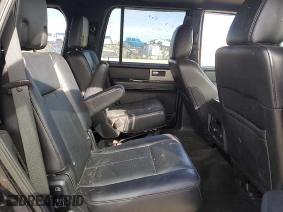 ✅ 2017 Ford Expedition XLT • VIN: 1FMJU1HT9HEA76923 • Lot: 90124765. Listed on Copart with 155,885 mi. Free auction sales archive from the USA and detailed vehicle history report at DreamBid. Image 11.