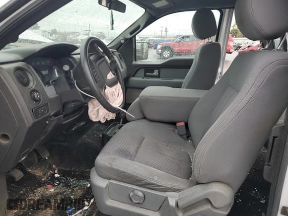 ✅ 2014 Ford F-150 STX • VIN: 1FTFX1EF9EFA93307 • Лот: 84965325. Опубликован ранее на Copart с пробегом 136 746 миль. Бесплатный доступ к архиву аукционных продаж из США и подробный отчёт об истории автомобиля на DreamBid. Изображение 7.