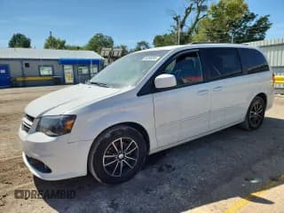 ✅ 2017 Dodge Grand Caravan GT • VIN: 2C4RDGEG2HR692547 • Lot: 84268285. Wystawiony na Copart z przebiegiem 125 880 mil. Bezpłatny archiwum sprzedaży aukcyjnych z USA i szczegółowy raport historii pojazdu na DreamBid. Zdjęcie 1.