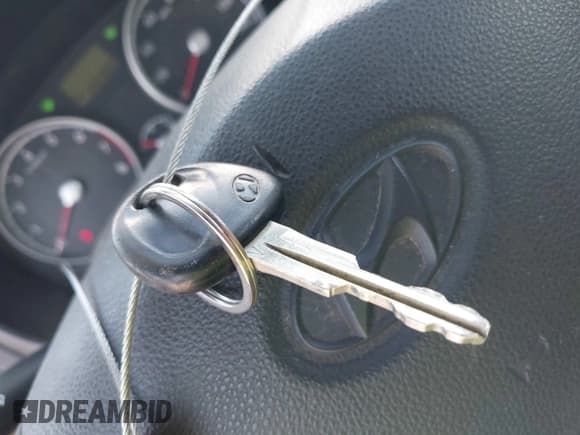 ✅ 2010 Hyundai Accent GLS • VIN: KMHCN4AC6AU485040 • Лот: 41992348. Опубликован ранее на IAAI с пробегом 122 300 миль. Бесплатный доступ к архиву аукционных продаж из США и подробный отчёт об истории автомобиля на DreamBid. Изображение 11.