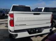 ✅ 2019 Chevrolet Silverado 1500 Custom • VIN: 1GCRWBEH4KZ383391 • Lot: 76313694. Wystawiony na Copart z przebiegiem 60 945 mil. Bezpłatny archiwum sprzedaży aukcyjnych z USA i szczegółowy raport historii pojazdu na DreamBid. Zdjęcie 6.