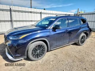 ✅ 2023 Toyota Highlander XSE • VIN: 5TDKDRAH2PS021168 • Lot: 81829865. Wystawiony na Copart z przebiegiem 44 339 mil. Bezpłatny archiwum sprzedaży aukcyjnych z USA i szczegółowy raport historii pojazdu na DreamBid. Zdjęcie 1.