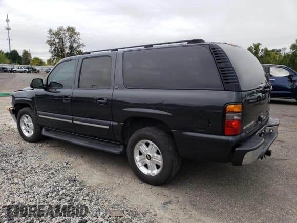 ✅ 2005 Chevrolet Suburban LT • VIN: 3GNEC16Z75G214521 • Лот: 74326684. Опубликован ранее на Copart с пробегом 156 387 миль. Бесплатный доступ к архиву аукционных продаж из США и подробный отчёт об истории автомобиля на DreamBid. Изображение 2.