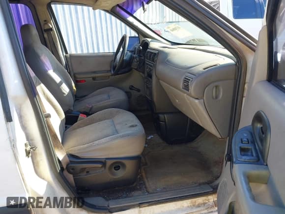 ✅ 2002 Chevrolet Venture Value 1SV • VIN: 1GNDU23E92D219549 • Lot: 41740860. Listed on IAAI with 296,832 mi. Free auction sales archive from the USA and detailed vehicle history report at DreamBid. Image 5.
