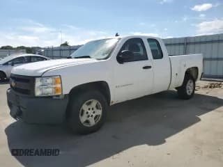 ✅ 2007 Chevrolet Silverado 1500 Work Truck • VIN: 1GCEC19C97Z504438 • Lot: 70829055. Listed on Copart with Not provided. Free auction sales archive from the USA and detailed vehicle history report at DreamBid. Image 1.