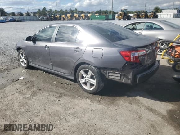 ✅ 2014 Toyota Camry LE • VIN: 4T1BF1FK0EU462141 • Lot: 90507645. Listed on Copart with 156,693 mi. Free auction sales archive from the USA and detailed vehicle history report at DreamBid. Image 2.