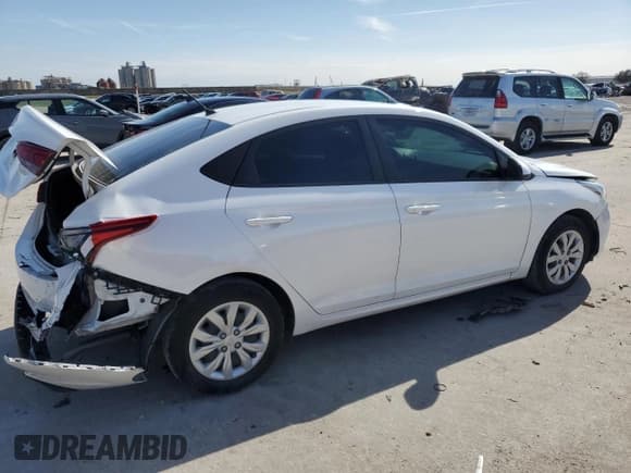 ✅ 2022 Hyundai Accent SE • VIN: 3KPC24A67NE180142 • Лот: 42491655. Опубликован ранее на Copart с пробегом 16 735 миль. Бесплатный доступ к архиву аукционных продаж из США и подробный отчёт об истории автомобиля на DreamBid. Изображение 3.
