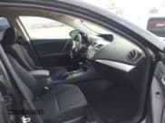 ✅ 2013 Mazda 3 i Touring • VIN: JM1BL1LP2D1762213 • Лот: 43836645. Опубликован ранее на IAAI с пробегом 166 353 миль. Бесплатный доступ к архиву аукционных продаж из США и подробный отчёт об истории автомобиля на DreamBid. Изображение 5.