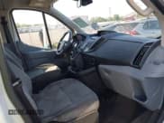 ✅ 2017 Ford Transit XL • VIN: 1FBZX2ZM3HKB15099 • Lot: 42352568. Wystawiony na IAAI z przebiegiem 216 536 mil. Bezpłatny archiwum sprzedaży aukcyjnych z USA i szczegółowy raport historii pojazdu na DreamBid. Zdjęcie 5.