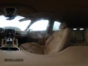 ✅ 2013 Porsche Cayenne • VIN: WP1AA2A29DLA03494 • Лот: 42376541. Опубликован ранее на IAAI с пробегом 136 722 миль. Бесплатный доступ к архиву аукционных продаж из США и подробный отчёт об истории автомобиля на DreamBid. Изображение 18.