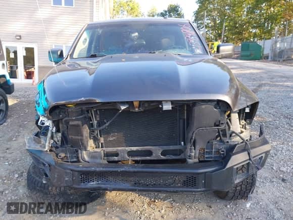 2015 Ram 1500 Express z VIN 3C6JR6AT8FG574458, wystawiony jako IAAI lot #43334806 z przebiegiem 67 164 mil mil oraz . Historia ofert i sprzedaży dostępna na DreamBid. Obrazek 12.