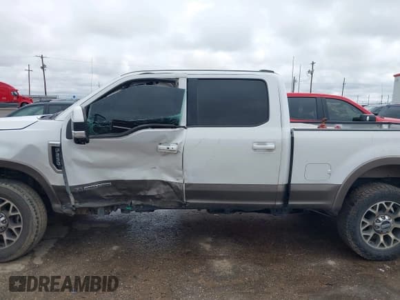 ✅ 2020 Ford F-250 XL • VIN: 1FT7W2BT2LEC28122 • Lot: 42188054. Listed on IAAI with 105,973 mi. Free auction sales archive from the USA and detailed vehicle history report at DreamBid. Image 15.