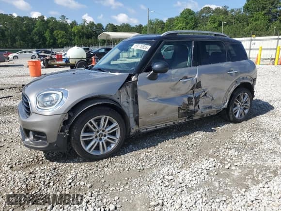 ✅ 2018 MINI Countryman Cooper • VIN: WMZYV5C36J3E04303 • Лот: 59775855. Опубликован ранее на Copart с пробегом 73 518 миль. Бесплатный доступ к архиву аукционных продаж из США и подробный отчёт об истории автомобиля на DreamBid. Изображение 1.