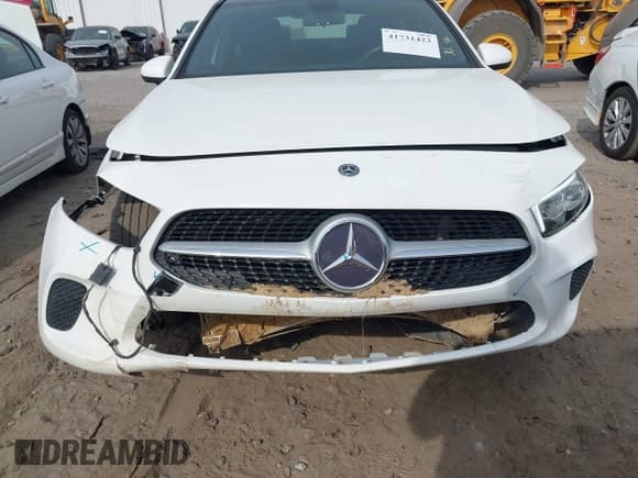 ✅ 2019 Mercedes-Benz A 220 • VIN: WDD3G4EB6KW020804 • Лот: 41731423. Опубликован ранее на IAAI с пробегом 57 311 миль. Бесплатный доступ к архиву аукционных продаж из США и подробный отчёт об истории автомобиля на DreamBid. Изображение 19.
