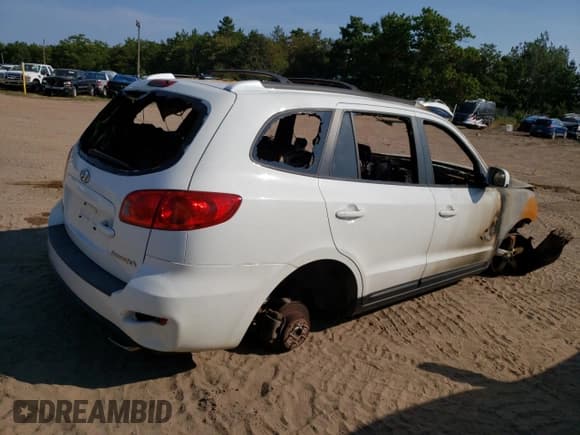 ✅ 2007 Hyundai Santa Fe GLS • VIN: 5NMSG13DX7H070110 • Lot: 70377204. Listed on Copart with Not provided. Free auction sales archive from the USA and detailed vehicle history report at DreamBid. Image 3.