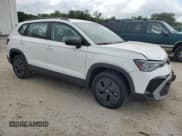 ✅ 2025 Volkswagen Taos S • VIN: 3VV5C7B24SM051118 • Лот: 81608915. Опубликован ранее на Copart с пробегом 5 244 миль. Бесплатный доступ к архиву аукционных продаж из США и подробный отчёт об истории автомобиля на DreamBid. Изображение 4.