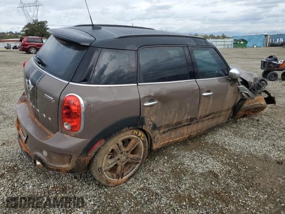 ✅ 2014 MINI Countryman S • VIN: WMWZC3C56EWP51791 • Lot: 85122685. Wystawiony na Copart z przebiegiem 44 504 mil. Bezpłatny archiwum sprzedaży aukcyjnych z USA i szczegółowy raport historii pojazdu na DreamBid. Zdjęcie 3.
