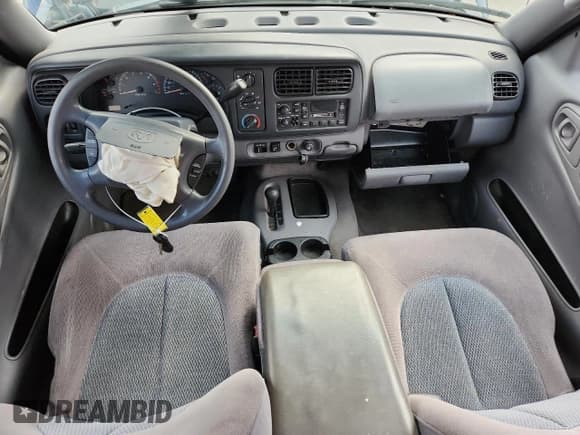 ✅ 2000 Dodge Durango • VIN: 1B4HS28N0YF121982 • Lot: 69323595. Wystawiony na Copart z przebiegiem 95 659 mil. Bezpłatny archiwum sprzedaży aukcyjnych z USA i szczegółowy raport historii pojazdu na DreamBid. Zdjęcie 8.