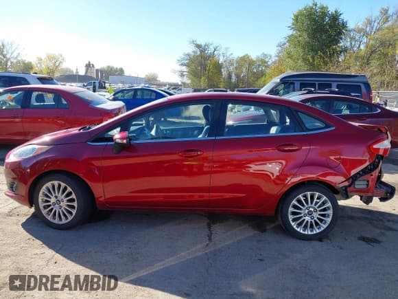 ✅ 2014 Ford Fiesta Titanium • VIN: 3FADP4CJ2EM151344 • Лот: 43596738. Опубликован ранее на IAAI с пробегом 168 559 миль. Бесплатный доступ к архиву аукционных продаж из США и подробный отчёт об истории автомобиля на DreamBid. Изображение 14.