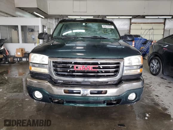 ✅ 2003 GMC Sierra 2500HD SLE • VIN: 1GTHK23133F213703 • Lot: 85272424. Listed on Copart with 134,556 mi. Free auction sales archive from the USA and detailed vehicle history report at DreamBid. Image 5.