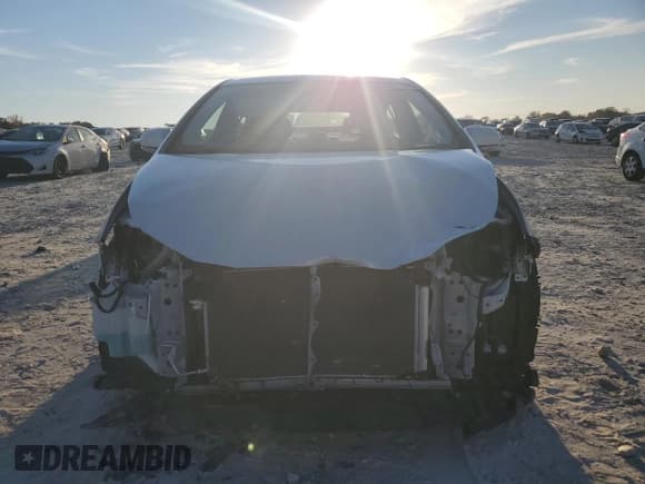 ✅ 2017 Toyota Prius Four Touring • VIN: JTDKARFU1H3046645 • Lot: 91459965. Wystawiony na Copart z przebiegiem 20 428 mil. Bezpłatny archiwum sprzedaży aukcyjnych z USA i szczegółowy raport historii pojazdu na DreamBid. Zdjęcie 5.