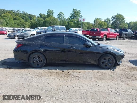 ✅ 2023 Hyundai Elantra SEL • VIN: KMHLM4AG8PU391675 • Lot: 43163200. Listed on IAAI with 59,356 mi. Free auction sales archive from the USA and detailed vehicle history report at DreamBid. Image 12.