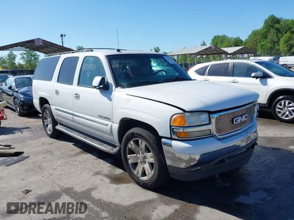 ✅ 2005 GMC Yukon XL SLT • VIN: 3GKFK16Z45G185516 • Lot: 42128128. Listed on IAAI with 245,919 mi. Free auction sales archive from the USA and detailed vehicle history report at DreamBid. Image 1.