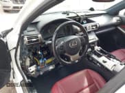 ✅ 2016 Lexus IS 350 • VIN: JTHCE1D24G5011594 • Lot: 42669226. Wystawiony na IAAI z przebiegiem Nie podano. Bezpłatny archiwum sprzedaży aukcyjnych z USA i szczegółowy raport historii pojazdu na DreamBid. Zdjęcie 18.