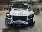 ✅ 2022 Land Rover Defender X-Dynamic HSE • VIN: SALE37RU5N2077348 • Lot: 68852844. Wystawiony na Copart z przebiegiem 48 890 mil. Bezpłatny archiwum sprzedaży aukcyjnych z USA i szczegółowy raport historii pojazdu na DreamBid. Zdjęcie 5.