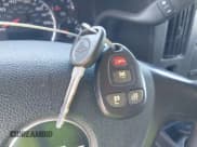 ✅ 2012 Chevrolet Express Cargo • VIN: 1GCZGTCAXC1180840 • Lot: 43242320. Wystawiony na IAAI z przebiegiem 399 391 mil. Bezpłatny archiwum sprzedaży aukcyjnych z USA i szczegółowy raport historii pojazdu na DreamBid. Zdjęcie 11.