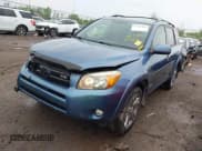 ✅ 2008 Toyota RAV4 Sport • VIN: JTMBK32V685068525 • Lot: 42183608. Listed on IAAI with 172,927 mi. Free auction sales archive from the USA and detailed vehicle history report at DreamBid. Image 2.