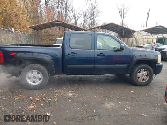 ✅ 2007 Chevrolet Silverado 1500 1LT • VIN: 2GCEK133871699999 • Lot: 43728880. Listed on IAAI with 216,372 mi. Free auction sales archive from the USA and detailed vehicle history report at DreamBid. Image 13.