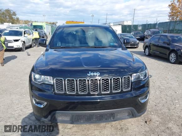 2018 Jeep Grand Cherokee Altitude z VIN 1C4RJFAG3JC503217, wystawiony jako IAAI lot #43588525 z przebiegiem 75 607 mil mil oraz . Historia ofert i sprzedaży dostępna na DreamBid. Obrazek 12.
