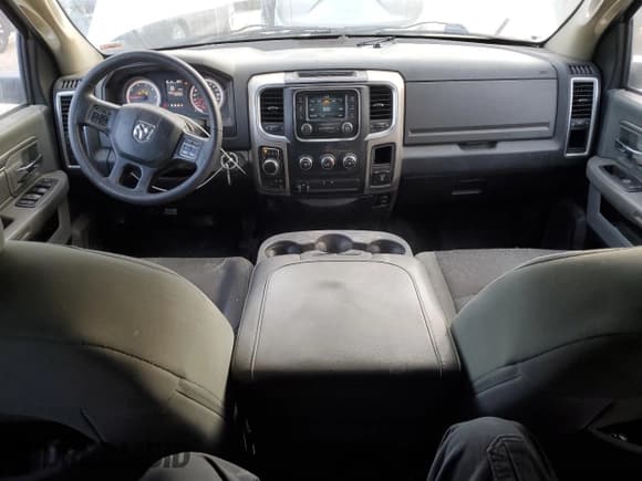 ✅ 2015 Ram 1500 SLT • VIN: 1C6RR7TT8FS661761 • Lot: 84494374. Listed on Copart with 178,732 mi. Free auction sales archive from the USA and detailed vehicle history report at DreamBid. Image 8.