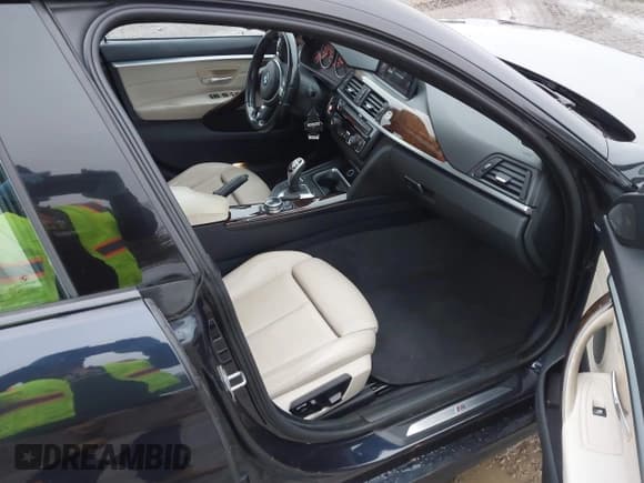 ✅ 2015 BMW 4 Series 428i xDrive • VIN: WBA4C9C56FD330535 • Lot: 43742856. Wystawiony na IAAI z przebiegiem 157 456 mil. Bezpłatny archiwum sprzedaży aukcyjnych z USA i szczegółowy raport historii pojazdu na DreamBid. Zdjęcie 5.