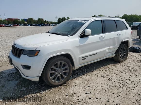 ✅ 2017 Jeep Grand Cherokee Limited 75th Anniversary • VIN: 1C4RJFBG1HC663136 • Lot: 59294115. Wystawiony na Copart z przebiegiem 108 889 mil. Bezpłatny archiwum sprzedaży aukcyjnych z USA i szczegółowy raport historii pojazdu na DreamBid. Zdjęcie 1.