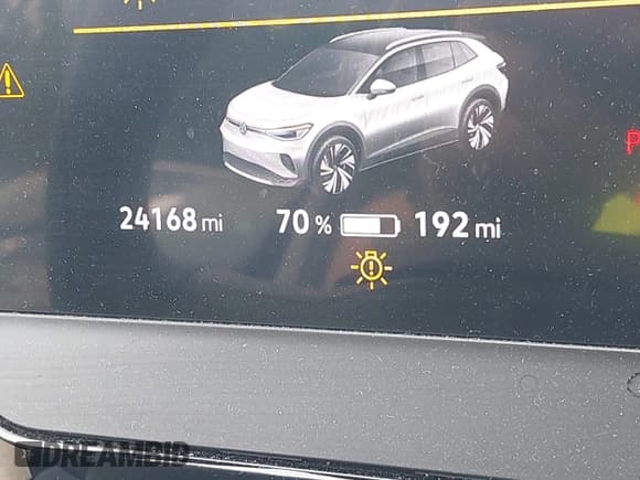 ✅ 2023 Volkswagen ID.4 Pro • VIN: 1V2DNPE84PC009365 • Lot: 42471104. Wystawiony na IAAI z przebiegiem 24 168 mil. Bezpłatny archiwum sprzedaży aukcyjnych z USA i szczegółowy raport historii pojazdu na DreamBid. Zdjęcie 18.