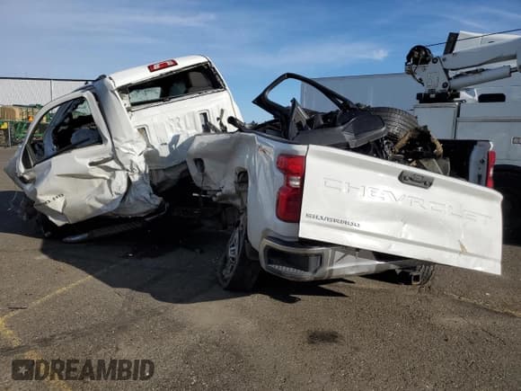 ✅ 2020 Chevrolet Silverado 2500HD Work Truck • VIN: 1GC3YLE74LF242935 • Лот: 77142003. Опубликован ранее на Copart с пробегом Не указан. Бесплатный доступ к архиву аукционных продаж из США и подробный отчёт об истории автомобиля на DreamBid. Изображение 2.