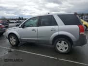 ✅ 2005 Saturn VUE • VIN: 5GZCZ63425S831580 • Lot: 44013995. Wystawiony na Copart z przebiegiem 105 077 mil. Bezpłatny archiwum sprzedaży aukcyjnych z USA i szczegółowy raport historii pojazdu na DreamBid. Zdjęcie 2.