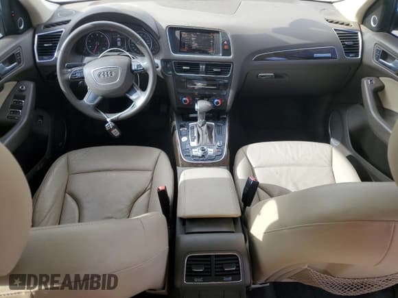 ✅ 2014 Audi Q5 Premium Plus • VIN: WA1DGAFP3EA129627 • Lot: 70332435. Wystawiony na Copart z przebiegiem 67 995 mil. Bezpłatny archiwum sprzedaży aukcyjnych z USA i szczegółowy raport historii pojazdu na DreamBid. Zdjęcie 8.