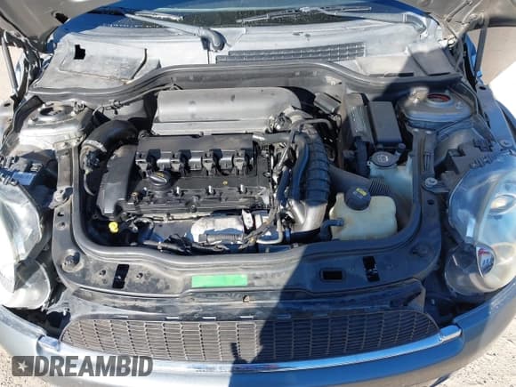 ✅ 2008 MINI Clubman S • VIN: WMWMM33518TP87059 • Lot: 43814151. Wystawiony na IAAI z przebiegiem 102 460 mil. Bezpłatny archiwum sprzedaży aukcyjnych z USA i szczegółowy raport historii pojazdu na DreamBid. Zdjęcie 10.