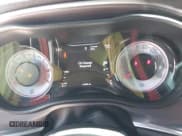 ✅ 2019 Dodge Challenger R/T Scat Pack Widebody • VIN: 2C3CDZFJ1KH546489 • Lot: 41857292. Wystawiony na IAAI z przebiegiem 61 055 mil. Bezpłatny archiwum sprzedaży aukcyjnych z USA i szczegółowy raport historii pojazdu na DreamBid. Zdjęcie 7.